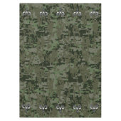 Silver Aries Zodiac-symbool op Green Digital Camo Tafelkleed (Voorkant)