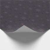 Silver Bells en Paarse Bow Snowflakes Cadeaupapier (Hoek)