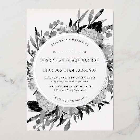 Silver Black en White Waterverf Floral Wedding Folie Uitnodiging (Voorkant)