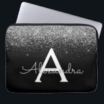 Silver Black Glitter Glam Chic Monogram Laptop Sleeve<br><div class="desc">Silver and Black Faux Glitter en Sparkle Elegant Monogram Hoesje. Dit hoesje kan worden aangepast om uw initiaal en voornaam te omvatten.</div>