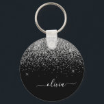Silver Black Glitter Script Monogram Girly Name Sleutelhanger<br><div class="desc">Black and Silver Sparkle Glitter Script Monogram Name Keychains (Sleutelhanger). Dit maakt de perfecte liefhebbende 16 verjaardag,  bruiloft,  vrijgezellenfeest,  verjaardagsdag,  baby shower of vrijgezellenfeest voor iemand die van luxe glam en stijl houdt.</div>