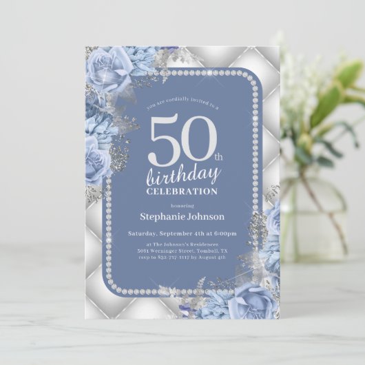 Silver Blue 50th Birthday Invitation Kaart (Staand voorkant)