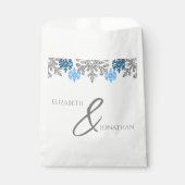 Silver Blue Snowflakes Winter Wedding Bedankzakje (Voorkant)