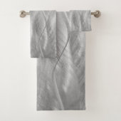 Silver Borhed Metal Abstract Bad Handdoek (Insitu)