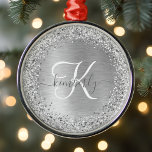 Silver Brushed Metal Glitter Monogram Name Metalen Ornament<br><div class="desc">Eenvoudig aan te passen aan deze trendy sneeuwvlok met kerstsiervormig design met  zilveren mousserende glitter op een zilveren geborstelde metalen achtergrond.</div>