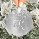 Silver Brushed Metal Glitter Monogram Name Ornament<br><div class="desc">Pas dit trendy ornament met  zilveren mousserend glitter op een zilveren geborstelde metalen achtergrond eenvoudig aan.</div>