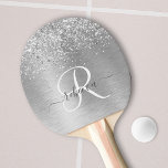 Silver Brushed Metal Glitter Monogram Name Tafeltennisbatje<br><div class="desc">Pas dit trendy kikkerpongpedelontwerp met  zilveren mousserende glitter op een zilveren geborstelde metalen achtergrond eenvoudig aan.</div>