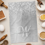 Silver Brushed Metal Glitter Monogram Name Theedoek<br><div class="desc">Pas dit trendy keukenhanddoekontwerp met  zilveren mousserende glitter op een zilveren geborstelde metalen achtergrond eenvoudig aan.</div>