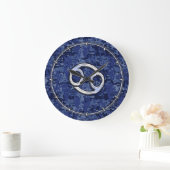 Silver Cancer Zodiac Sign Navy Blue Digital Camo Grote Klok (Huis)