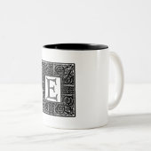 Silver Celtic "E" Monogram Tweekleurige Koffiemok (Voorkant rechts)