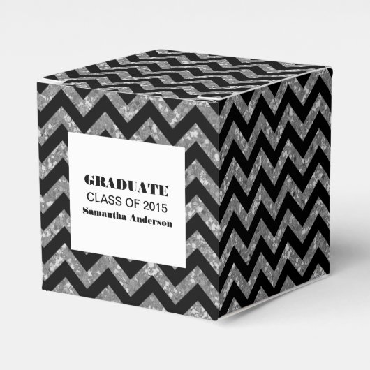 Silver Chevron Glitter Afstuderen Favor Boxes Bedankdoosjes (Voorkant Zijde)