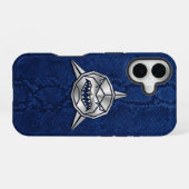Silver Chrome Geometric Shark Blue Python iPhone 16 Hoesje (Achterkant horizontaal)