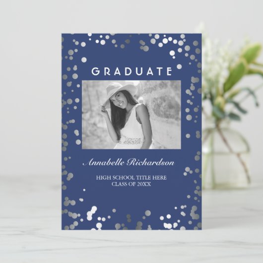 Silver Confetti Navy Blue Elegant Foto Afstuderen Kaart (Staand voorkant)