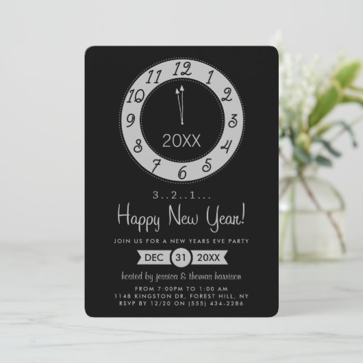 Silver Counting to Midnight New Years Eve Party Kaart (Staand voorkant)