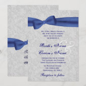 Silver Damask en Royal Blue Bow Wedding Kaart (Voorkant / Achterkant)