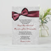 Silver Damask met Wine Red Gedrukt Bow Wedding Kaart (Staand voorkant)