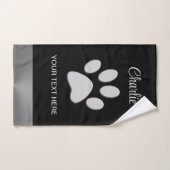 Silver Dog Paw op zwarte achtergrond Bad Handdoek (Handdoek)