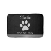 Silver Dog Paw op zwarte achtergrond Badmat (Voorkant)