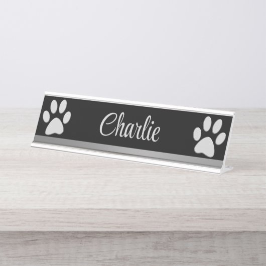Silver Dog Paw op zwarte achtergrond Bureau Naambordje (Voorkant)