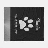 Silver Dog Paw op zwarte achtergrond Fleece Deken (Voorkant (Horizontaal))