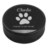 Silver Dog Paw op zwarte achtergrond Hockey Puck (3/4)
