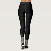 Silver Dog Paw op zwarte achtergrond Leggings (Achterkant)