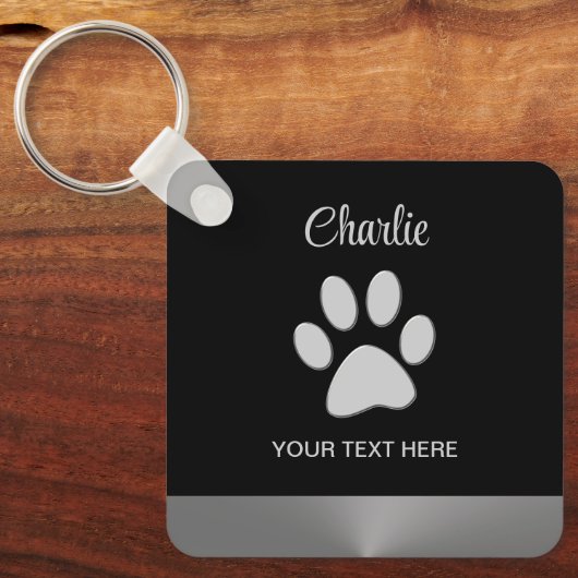 Silver Dog Paw op zwarte achtergrond Sleutelhanger (Voorkant)