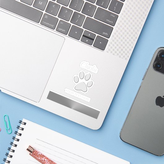 Silver Dog Paw op zwarte achtergrond Sticker (Laptop met iPhone)