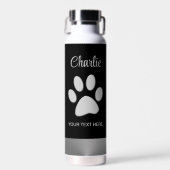 Silver Dog Paw op zwarte achtergrond Waterfles (Voorkant)