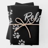 Silver Dog Paws zwarte achtergrond Afdrukpatroon Inpakpapier Vel (In situ)