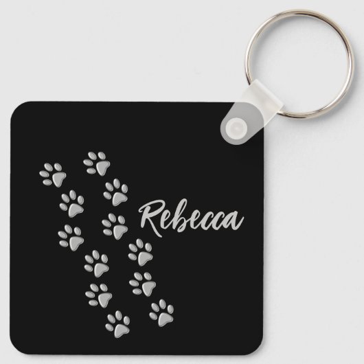 Silver Dog Paws zwarte achtergrond Afdrukpatroonsl Sleutelhanger (Achterkant)