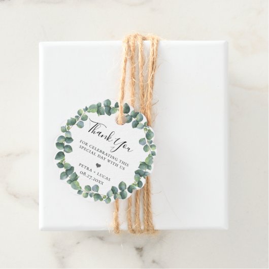 Silver Dollar Eucalyptus Wreath Bedankjes Labels (In situ)