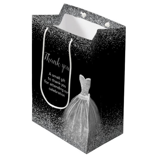 Silver Dress Faux Glitter Sweet 16 Birthday Medium Cadeauzakje (Voorkant Gekanteld)