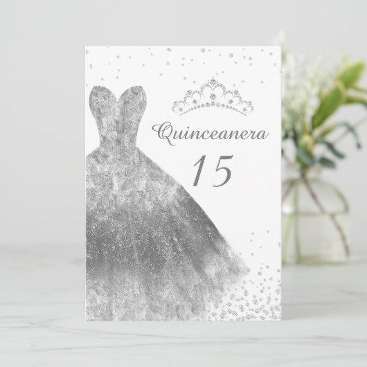 Silver Dress & Tiara Quinceanera 15th Birthday Kaart (Staand voorkant)