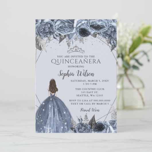 Silver Dusty Blue Floral Princess Quinceañera Kaart (Staand voorkant)