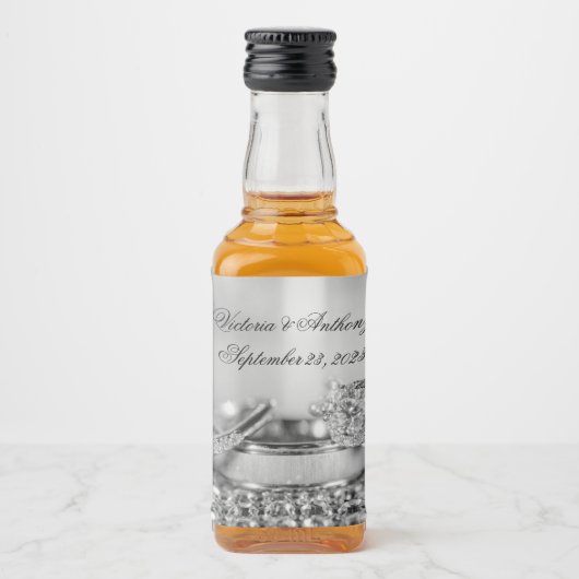 Silver Elegant Date Name Script Weddenschap Likeurfles Etiket (Voorkant)