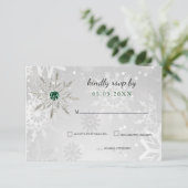 Silver Emerald Green snewflakes winterbruiloft RSVP Kaartje (Staand voorkant)