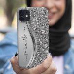 Silver Faux Glitter Glam Bling Personalized Metal Case-Mate iPhone Case<br><div class="desc">Het ontwerp is een foto en de hoesjes worden niet gemaakt met glitter, sequenties, metalen of bossen. Dit ontwerp is ook beschikbaar op andere telefoonmodellen. Kies het Type van Apparaat om andere hoesjes van iPhone, van Samsung Galaxy of van Google te zien. Sommige stijlen kunnen worden gewijzigd door Stijl te...</div>