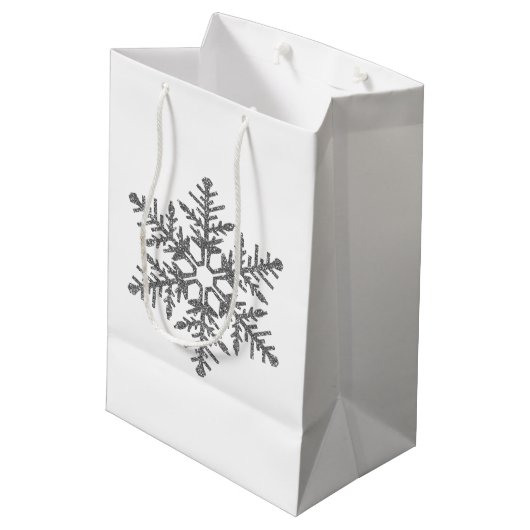 Silver Faux Glitter Snowflake Medium Cadeauzakje (Achterkant Gekanteld)
