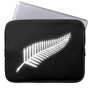 Silver Fern NZ Emblem voor Patriottische Kiwis Laptop Sleeve