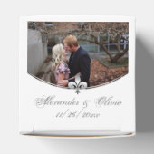 Silver Fleur de Lis Photo Wedding Favor Box Bedankdoosjes (Bovenkant)