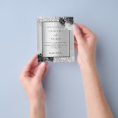 Silver floral elegant budget bruiloft-uitnodiging flyer (Hand)