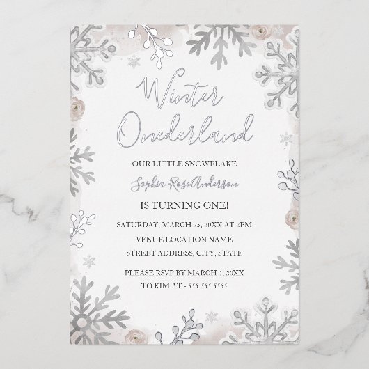 SILVER FOIL Blush Winter Onederland 1e verjaardag Folie Uitnodiging (Voorkant)