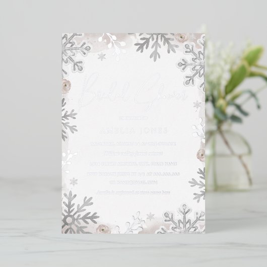 SILVER FOIL Blush Winter Snowflake Vrijgezellenfee Folie Uitnodiging (Staand Voorkant)