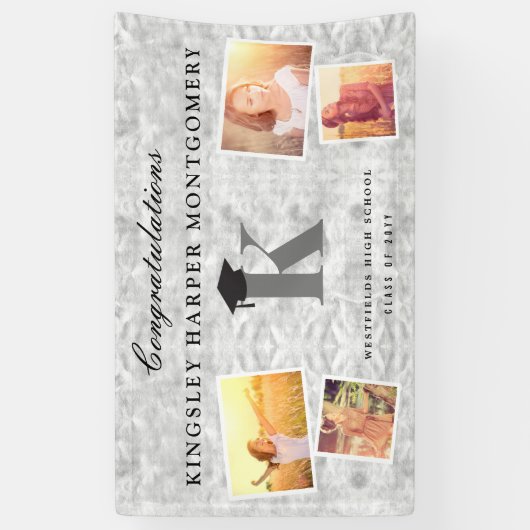 Silver Foil Monogram 4 Foto Stylish Afstudeerder P Spandoek (Verticaal)