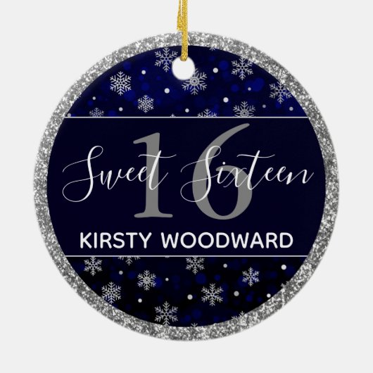 Silver Foil Snowflakes & blue bokeh Sweet 16 Keramisch Ornament (Achterkant)