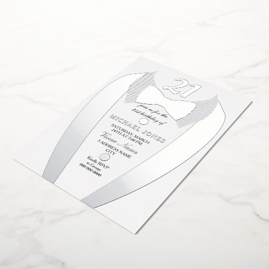 Silver Foil Tuxedo Suit Mannen 21st Birthday Party Folie Uitnodiging (Gedraaid)