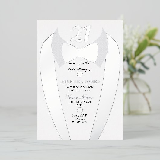 Silver Foil Tuxedo Suit Mannen 21st Birthday Party Folie Uitnodiging (Staand Voorkant)