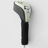 Silver Fox over Groen Golfheadcover (Schuin)