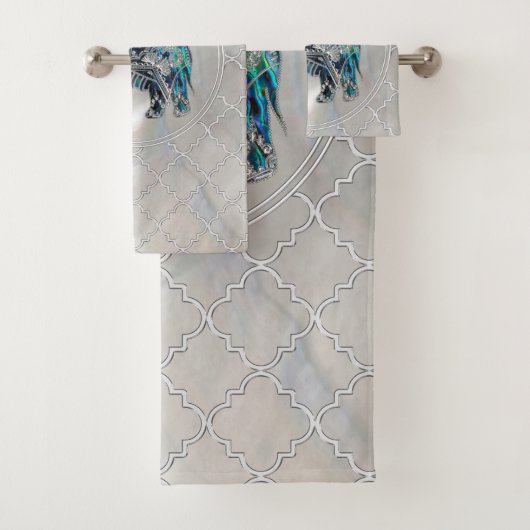 Silver Framed Elephant op Abalone en Pearl Bad Handdoek (Insitu)